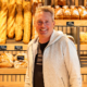 Christian Polster in seiner neuen Hauptstelle der Bäckerei, Konditorei, Café Polster in Herzogenaurach